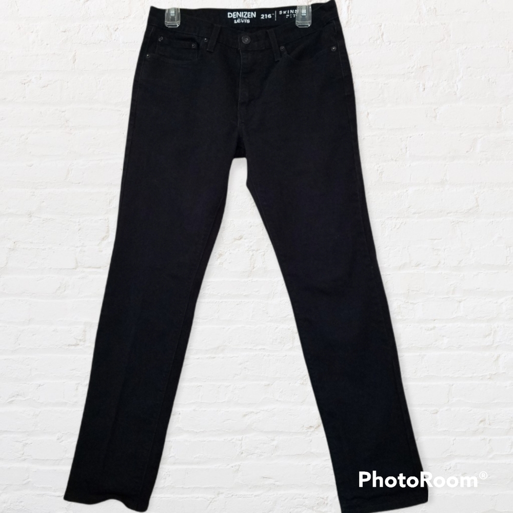 Levi's Denizen 216 black skinny jeans size 32"x30"